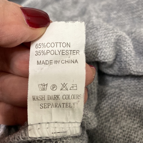 Beautiful cowl neck long sleeve mottled grey cotton blend sweater. Size Medium. - Picture 7 of 7